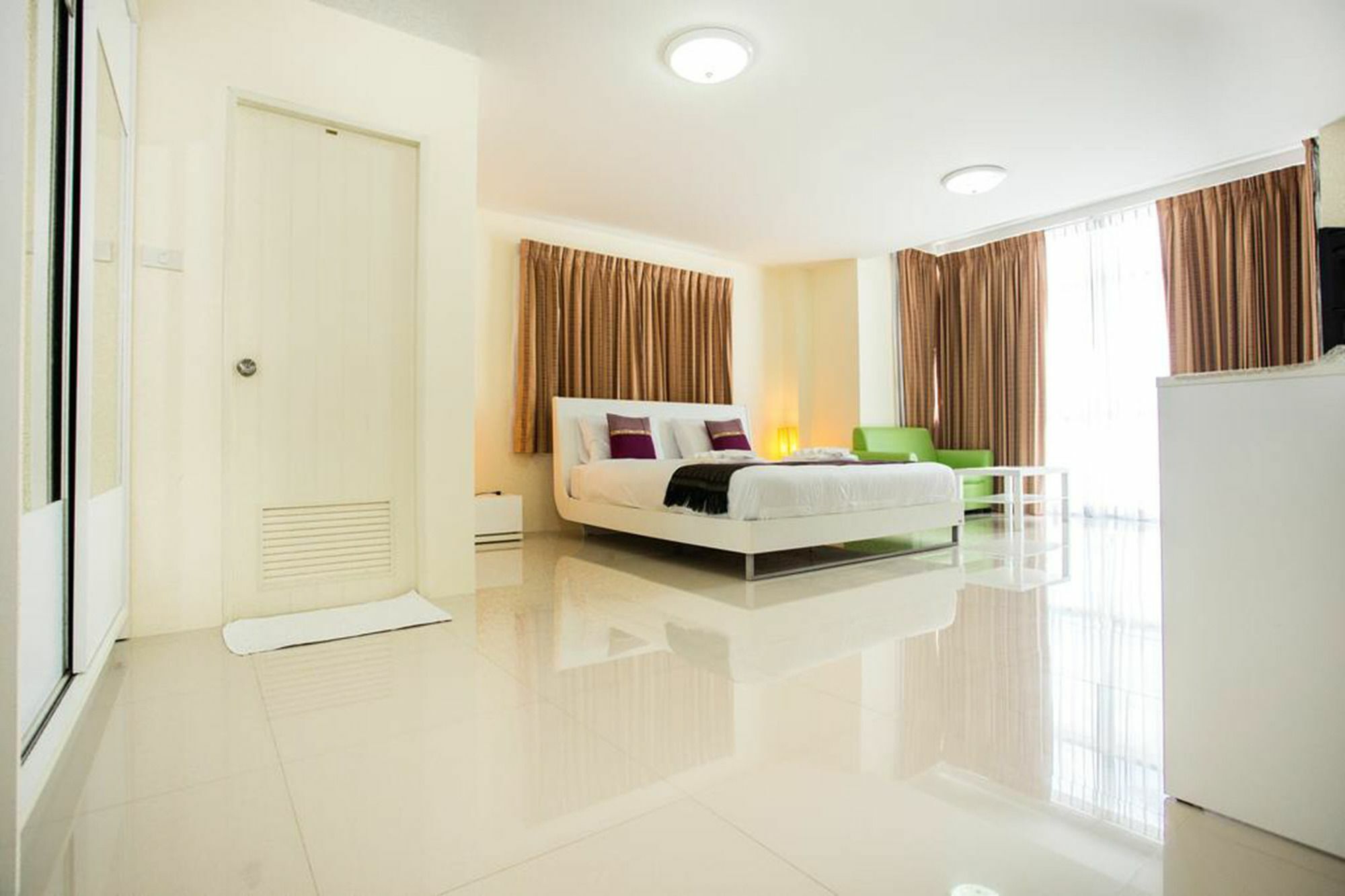 Family Guesthouse Rawai Exterior photo